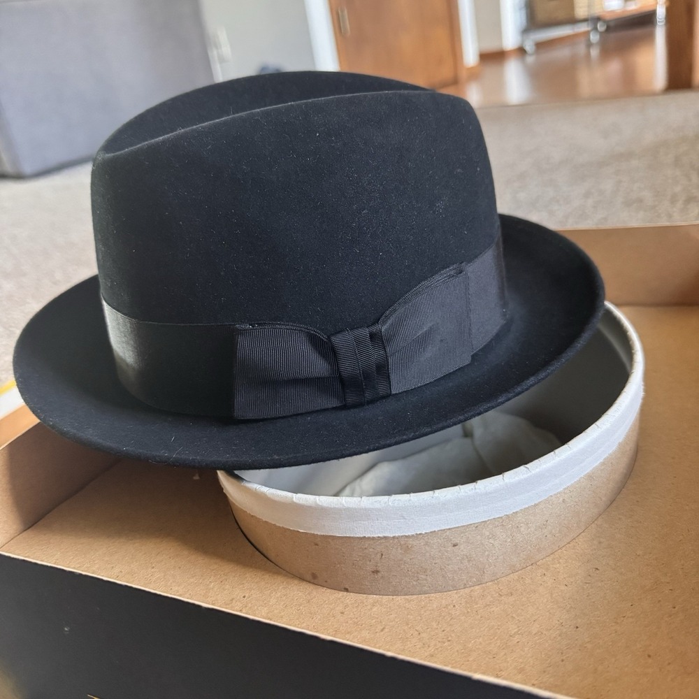Vintage 1960s Dobbs Daily Black Fur Felt Fedora Size 7 with Original Box